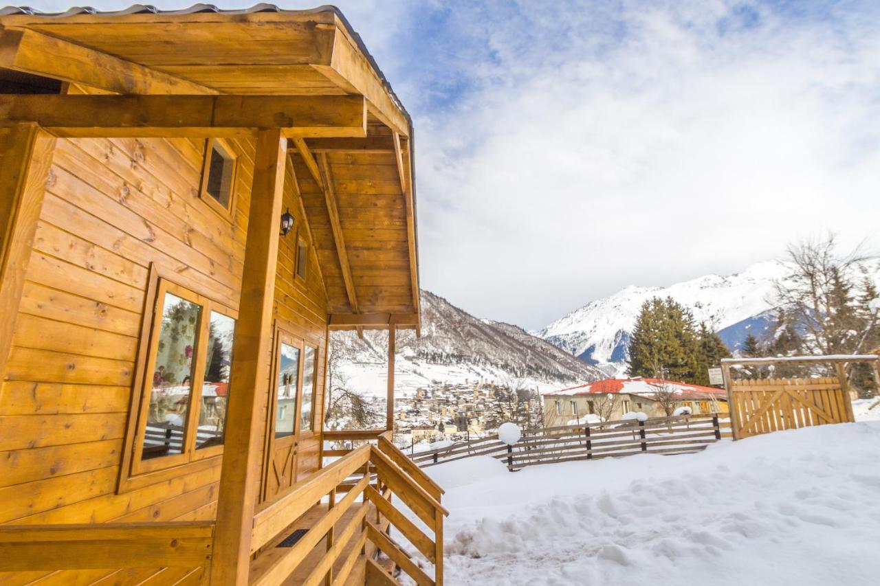 Mountain Cabins Mestia Ngoại thất bức ảnh