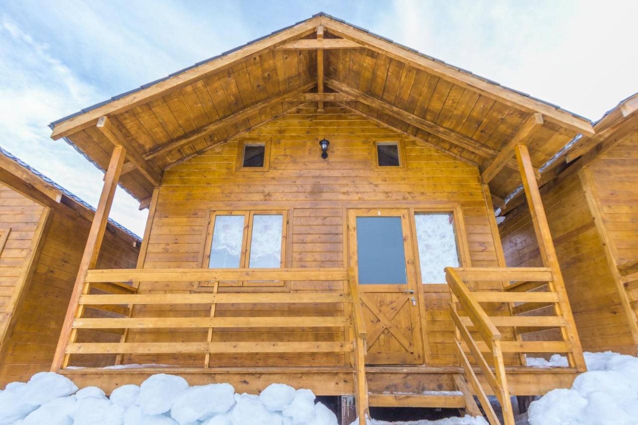 Mountain Cabins Mestia Ngoại thất bức ảnh