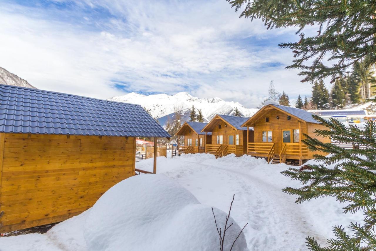 Mountain Cabins Mestia Ngoại thất bức ảnh