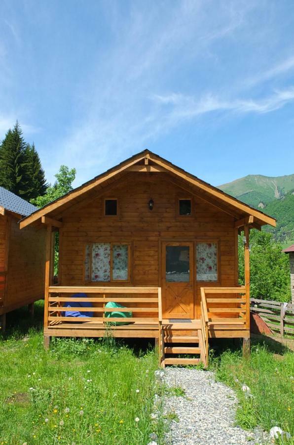 Mountain Cabins Mestia Ngoại thất bức ảnh