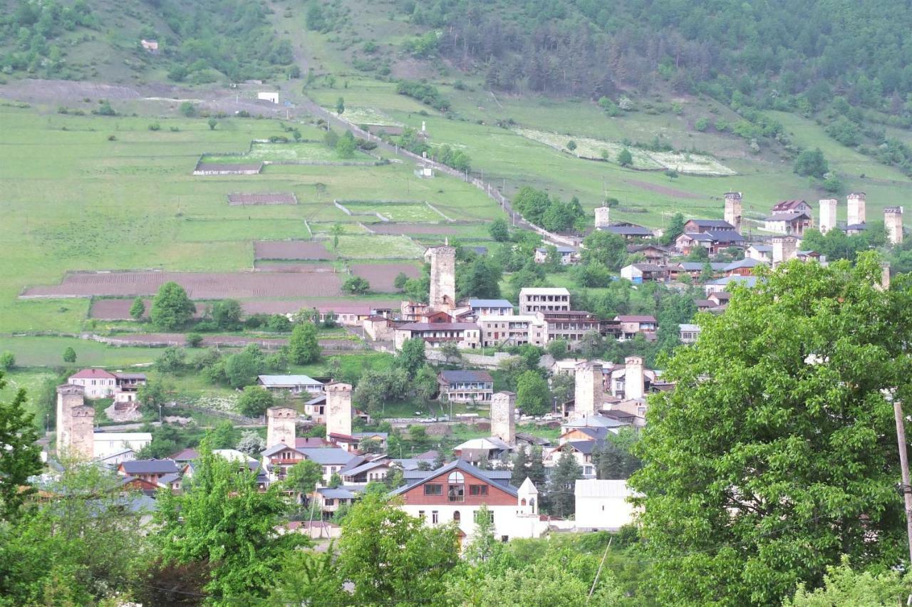 Mountain Cabins Mestia Ngoại thất bức ảnh