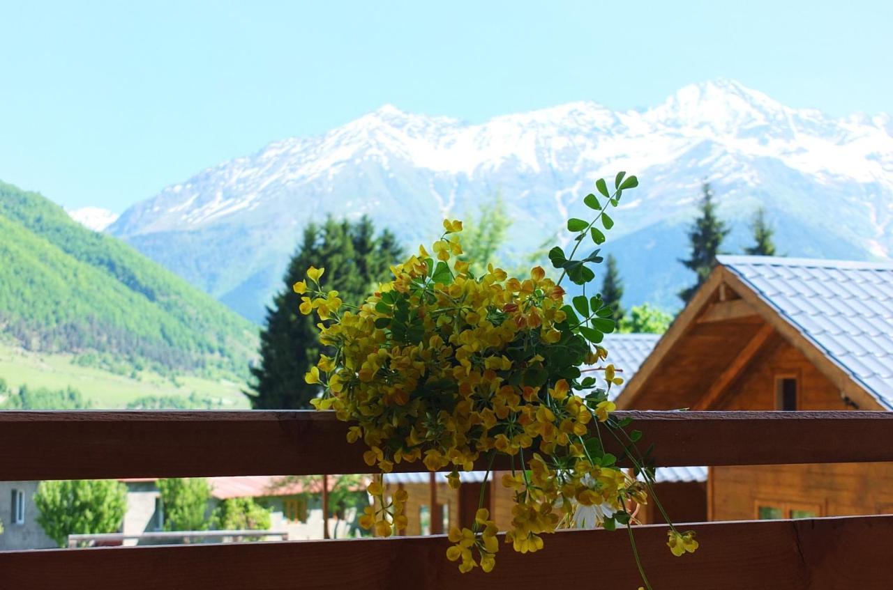 Mountain Cabins Mestia Ngoại thất bức ảnh